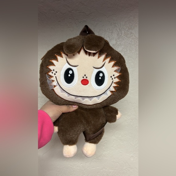 Labubu - Picture 1 of 2